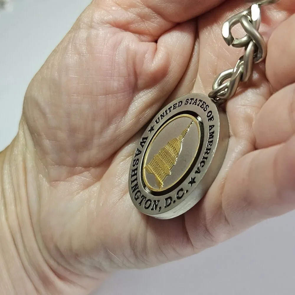 Vintage United States Washington DC Silver Tone Metal Spinner Keychain